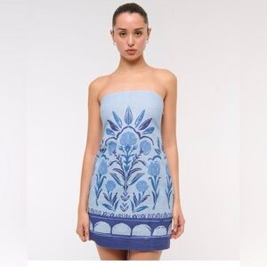 The A&F Scarlett Strapless Linen-Blend Skort (Small Petite)